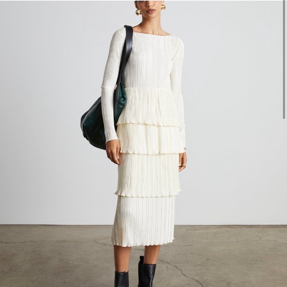 Who What Wear Venus Pleated Dress. Like new.